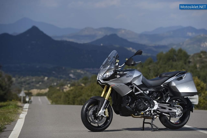 Aprilia-Caponord-1200-2013-Model-026