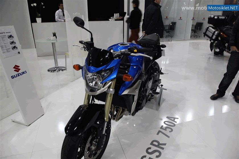 SuzukiStandi-MotobikeExpo-009