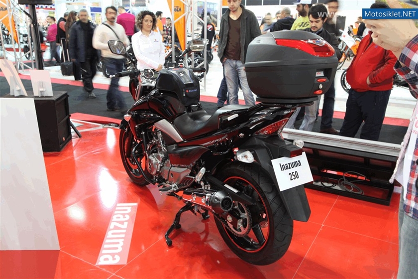 SuzukiStandi-MotobikeExpo-019