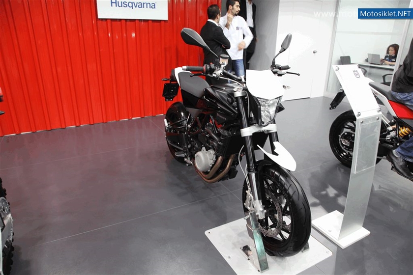 BMWStandi-MotobikeExpo-004