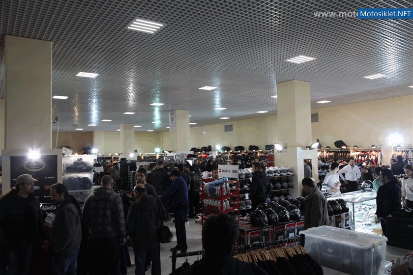 11.Salon-Standlari-039
