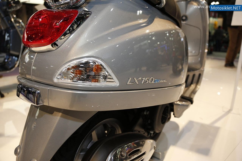 Vespa-MilanoMotosikletFuari-002
