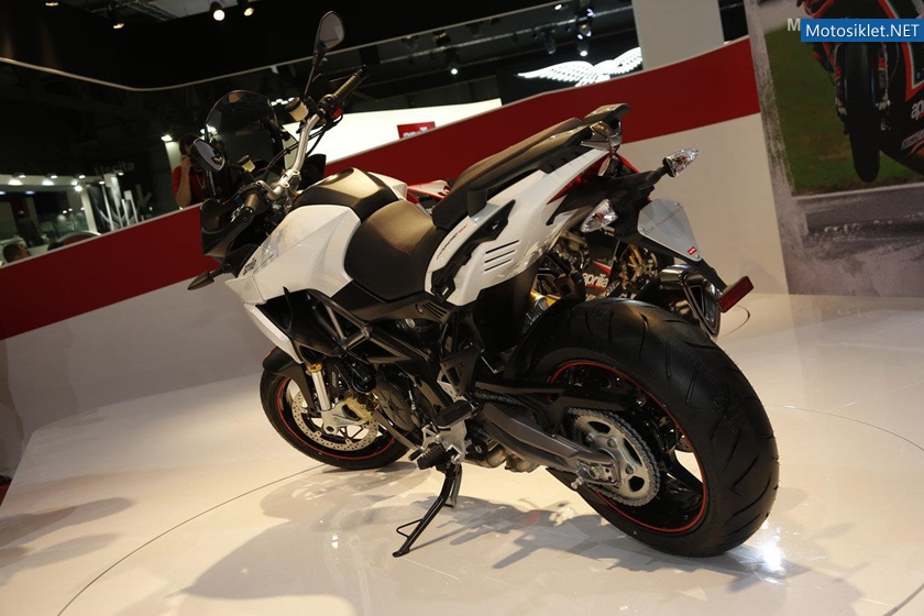 APRILIA-MilanoMotosikletFuari-022