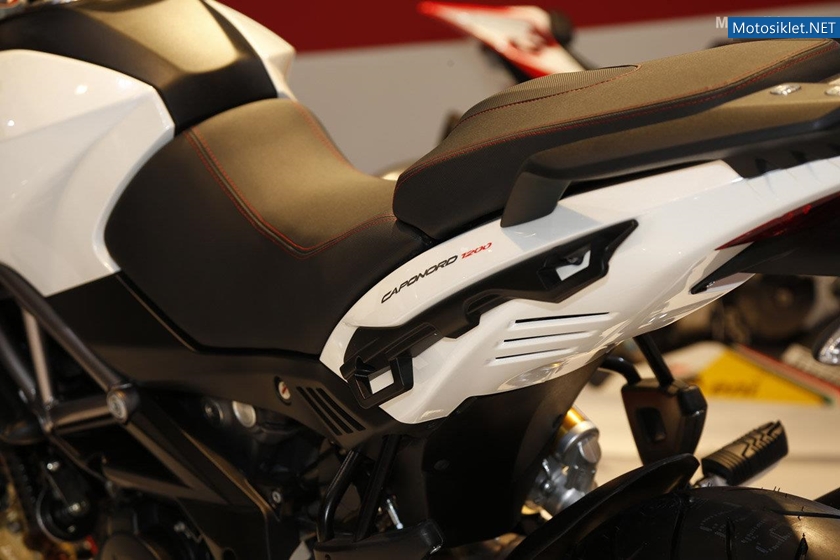 APRILIA-MilanoMotosikletFuari-034