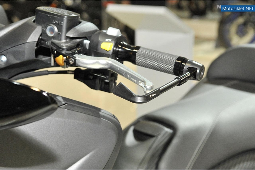 Yamaha-MilanoMotosikletFuari-011