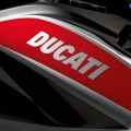 2013-Ducati-Hyperstrad-010