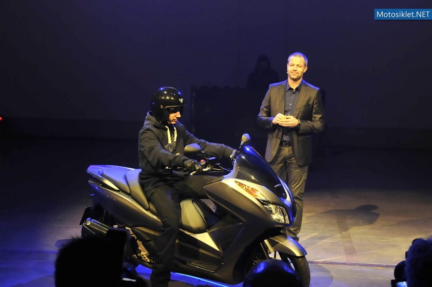 2012-Milano-MotosikletFuari-Honda-2013Model-Tanitimi-001