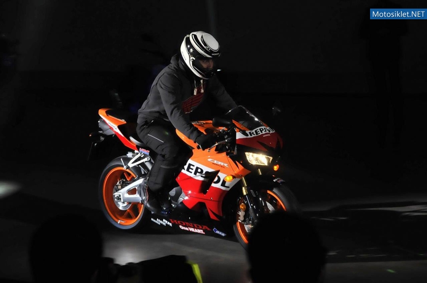 2012-Milano-MotosikletFuari-Honda-2013Model-Tanitimi-036