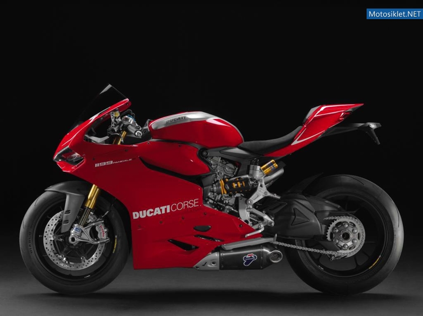 Ducati1199-Panigale-R-001