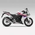 2013-Honda-CBR500-009