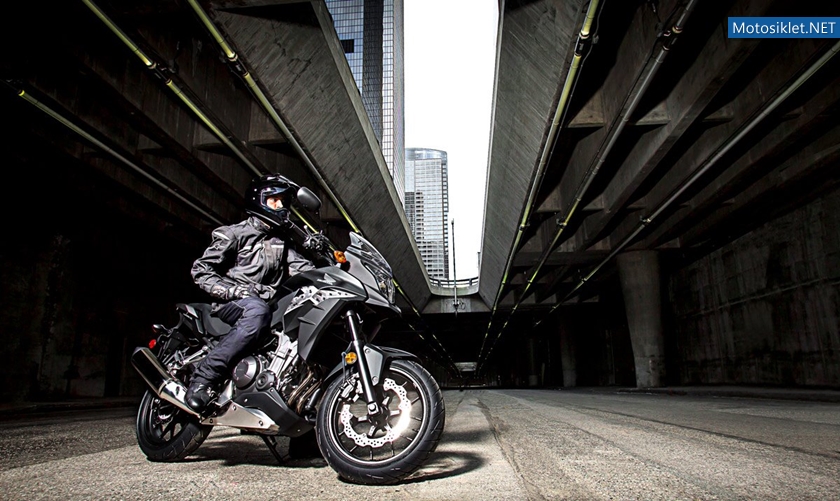 2013-Honda-CB500X-003
