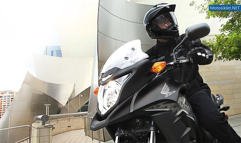2013-Honda-CB500X-005