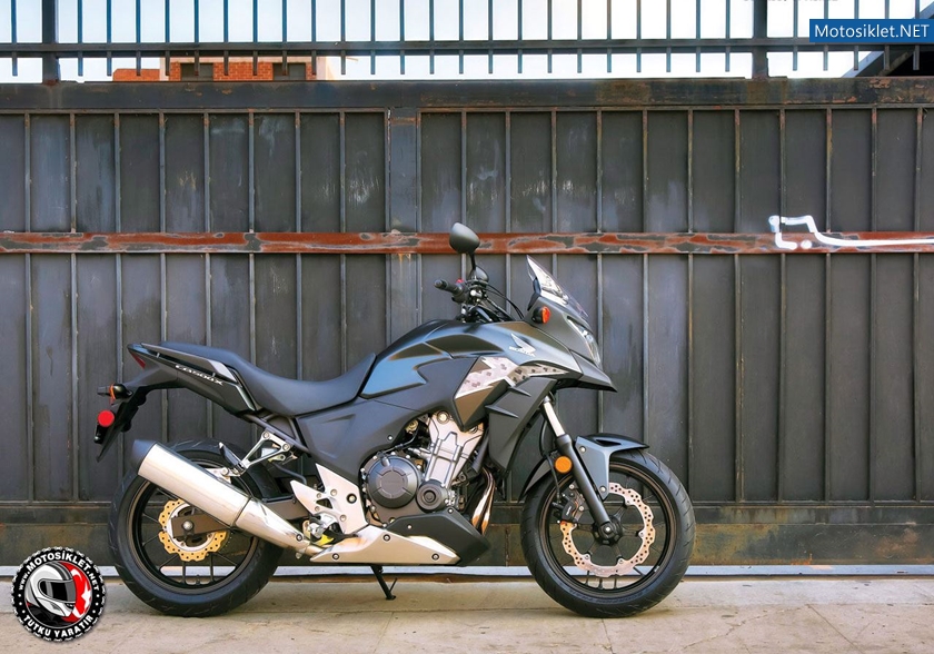 2013-Honda-CB500X-008