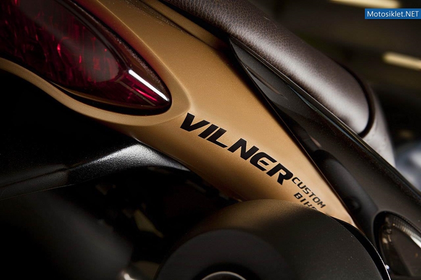 CustomBikeBulldog-by-Vliner-TriumphSpeedTripple-008