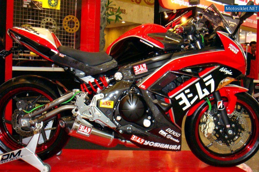Jakarta-Motorcycle-Show-2012-020