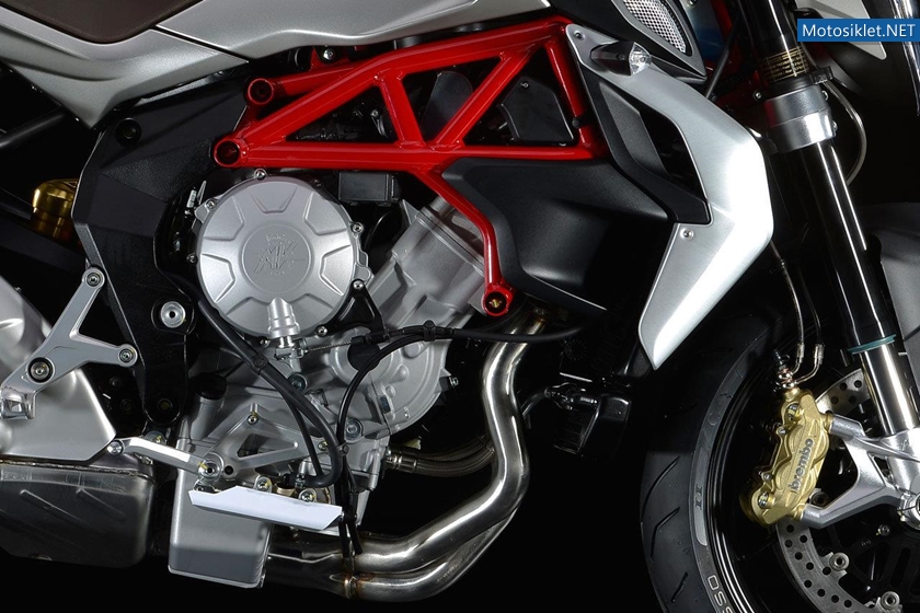 MVAgusta-Brutale-800-004