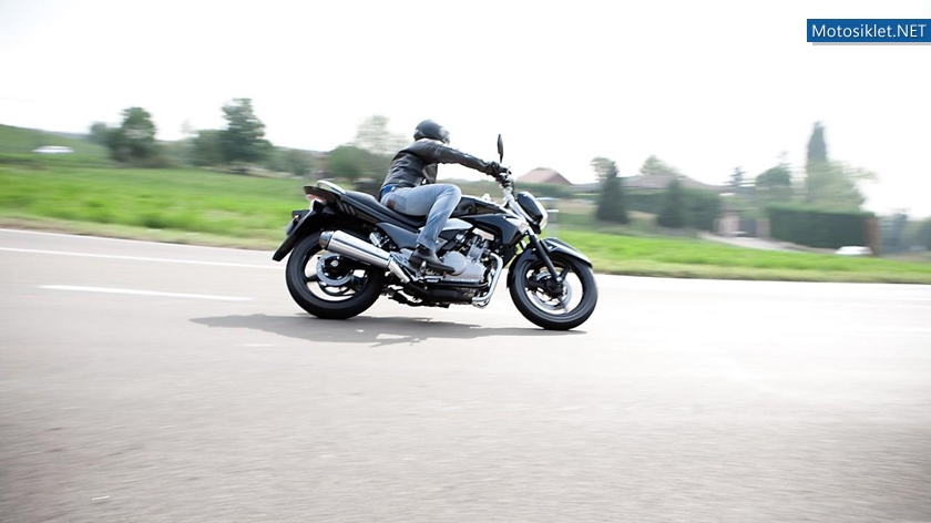 SuzukiInazuma-250-2012-025