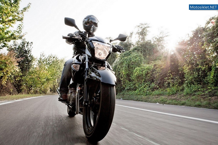 SuzukiInazuma-250-2012-051