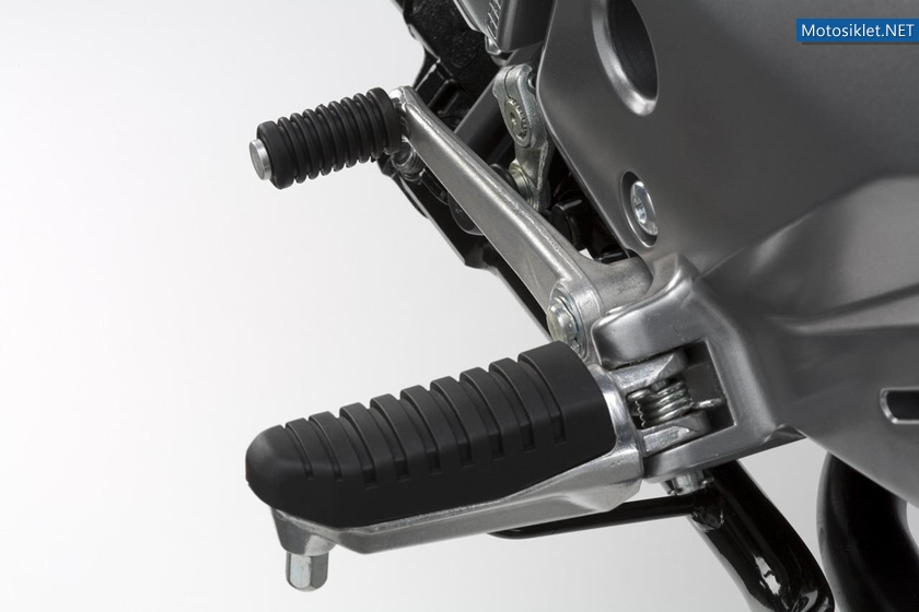 SuzukiInazuma-250-2012-055