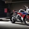 Honda-CBR1000RR-Fireblade-2013-008