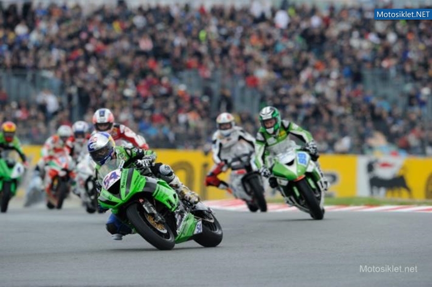 Kenan-Sofuoglu-Fransa-Magny-Cours-WSS-2012-011