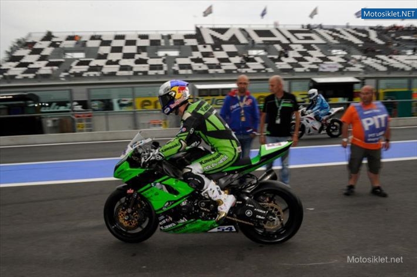 Kenan-Sofuoglu-Fransa-Magny-Cours-WSS-2012-023