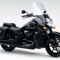 Suzuki-Intruder-C1500T-2013-028