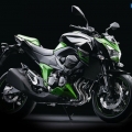 Kawasaki-Z800-2013-Model-014