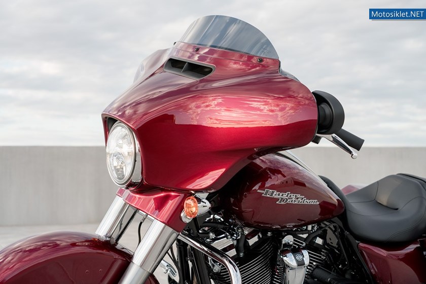 2017-harley-davidson-touring-range-gets-updated_13