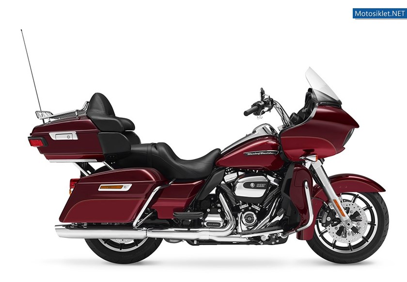 Road_Glide_Ultra_1