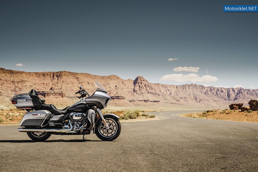 Road_Glide_Ultra_2