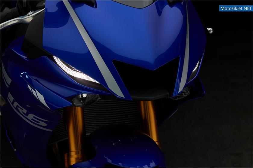 2017-yamaha-R6-015