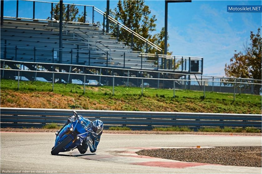 2017-yamaha-R6-030