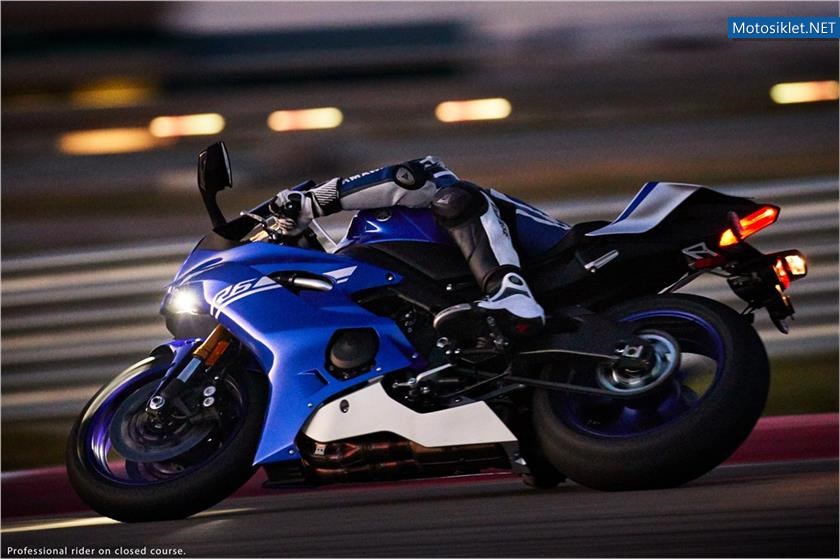 2017-yamaha-R6-036