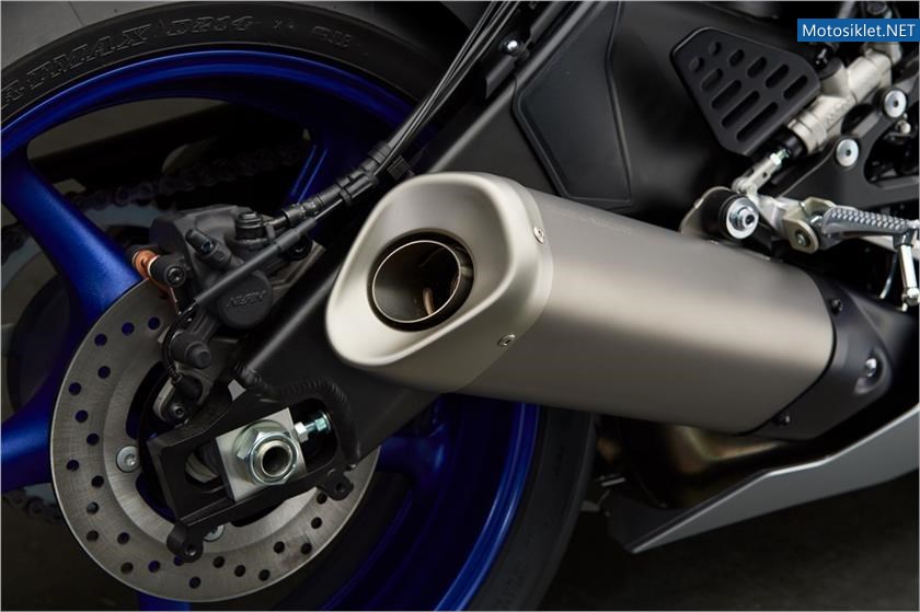 2017-yamaha-R6-049