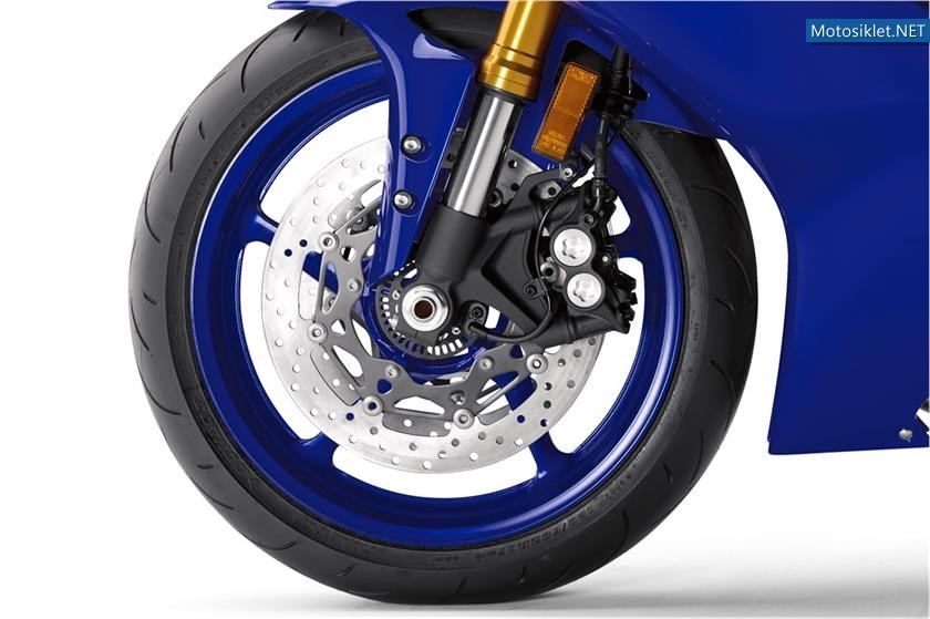 2017-yamaha-R6-054