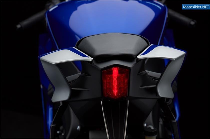 2017-yamaha-R6-059