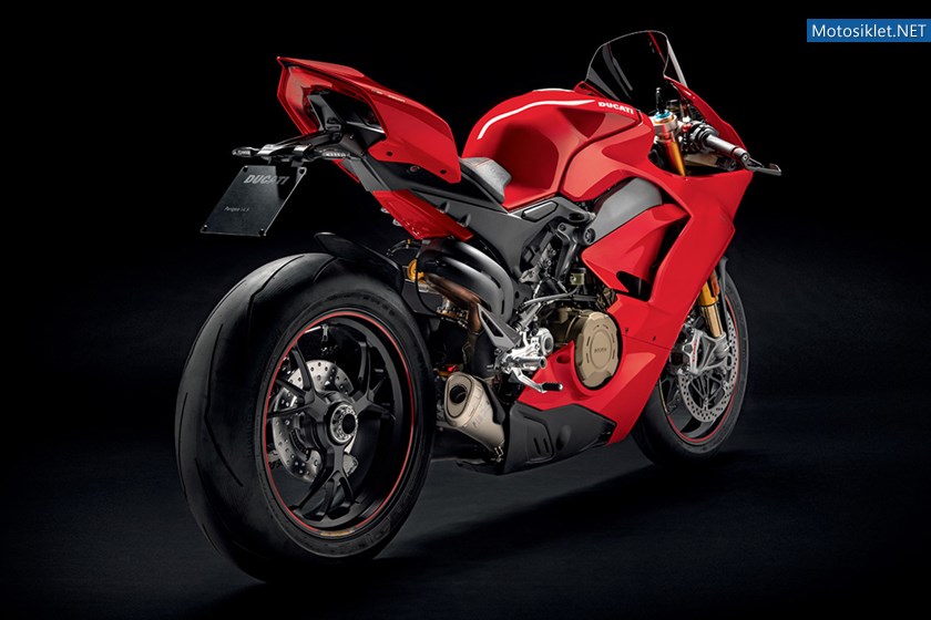 2018-Ducati-Panigale-V4-5