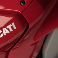 Panigale-V4-MY18-Red-16-Slider-Gallery-1920x1080
