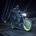 2018-Yamaha-MT-07-EU-Night-Fluo-Action-006