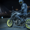 2018-Yamaha-MT-07-EU-Night-Fluo-Static-004