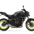 2018-Yamaha-MT-07-EU-Night-Fluo-Studio-002