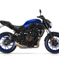 2018-Yamaha-MT-07-EU-Yamaha-Blue-Studio-002