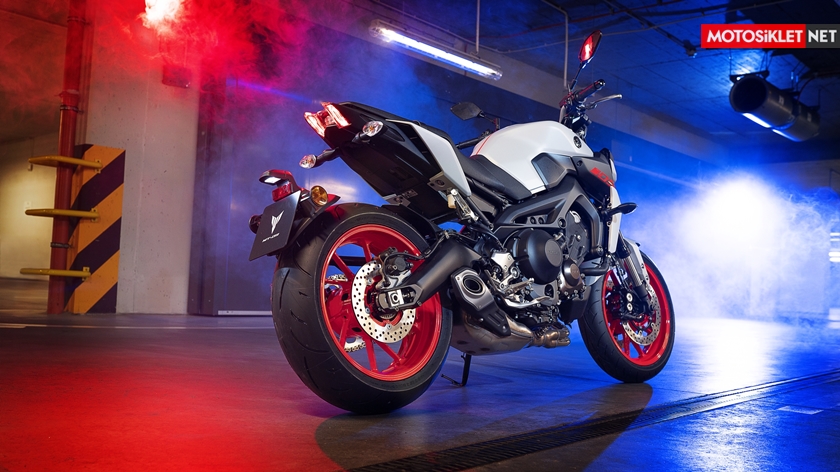 2019-yamaha-mt09-renkleri-17