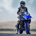 2019-Yamaha-YZF-R125-EU-Yamaha_Blue-Static-005