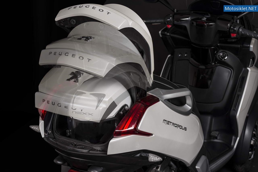 Peugeot-Metropolis-400i-019