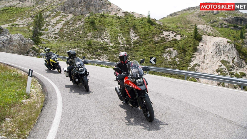 2020-Suzuki-V-Strom-1050-09