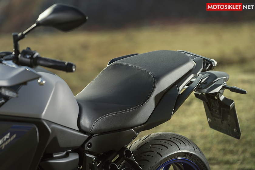 2020-yamaha-tracer-700-19