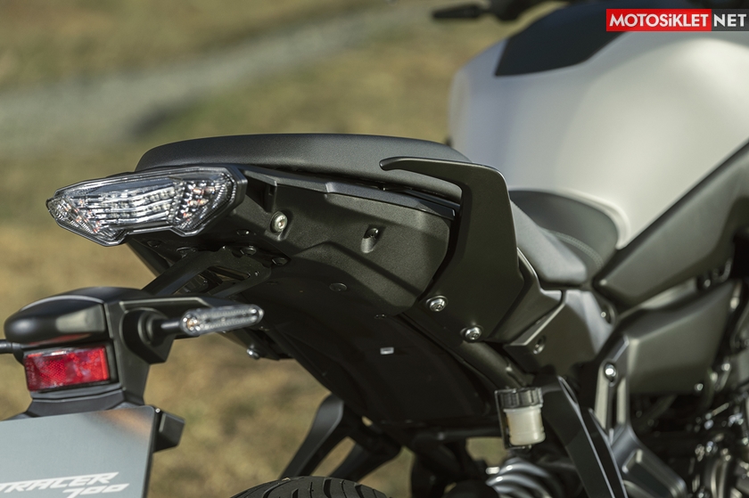 2020-yamaha-tracer-700-20