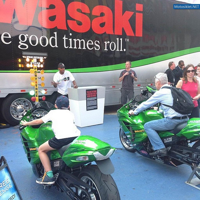 Kawasaki-ZX-6R-636-Intermot-MotosikletFuari-2012037
